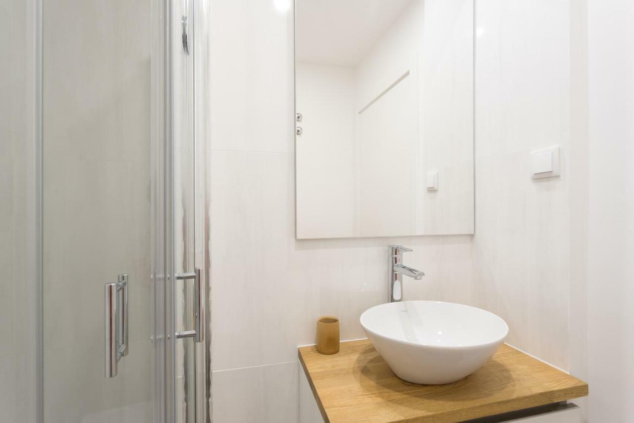 Alfama Lounge Three-Bedroom Apartment W/ River View And Parking - By Lu Holidays Lisboa Eksteriør billede