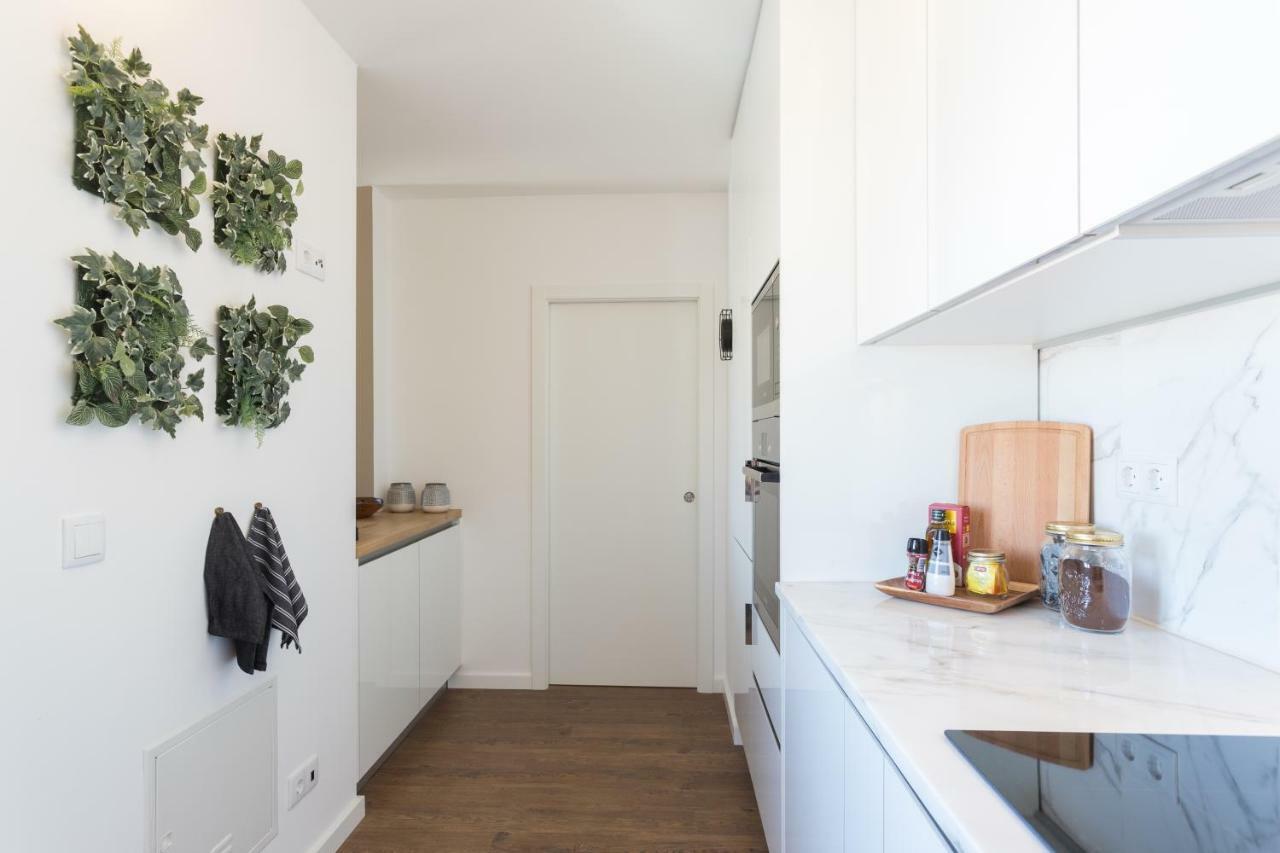 Alfama Lounge Three-Bedroom Apartment W/ River View And Parking - By Lu Holidays Lisboa Eksteriør billede