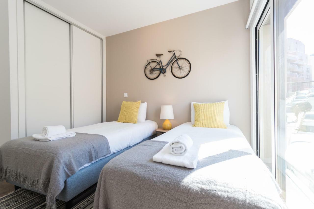 Alfama Lounge Three-Bedroom Apartment W/ River View And Parking - By Lu Holidays Lisboa Eksteriør billede