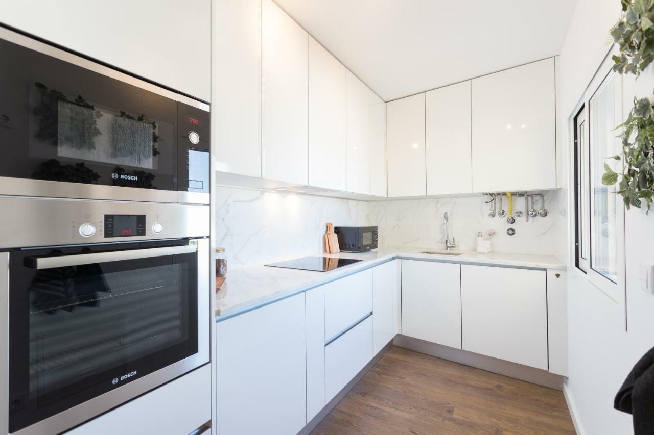Alfama Lounge Three-Bedroom Apartment W/ River View And Parking - By Lu Holidays Lisboa Eksteriør billede